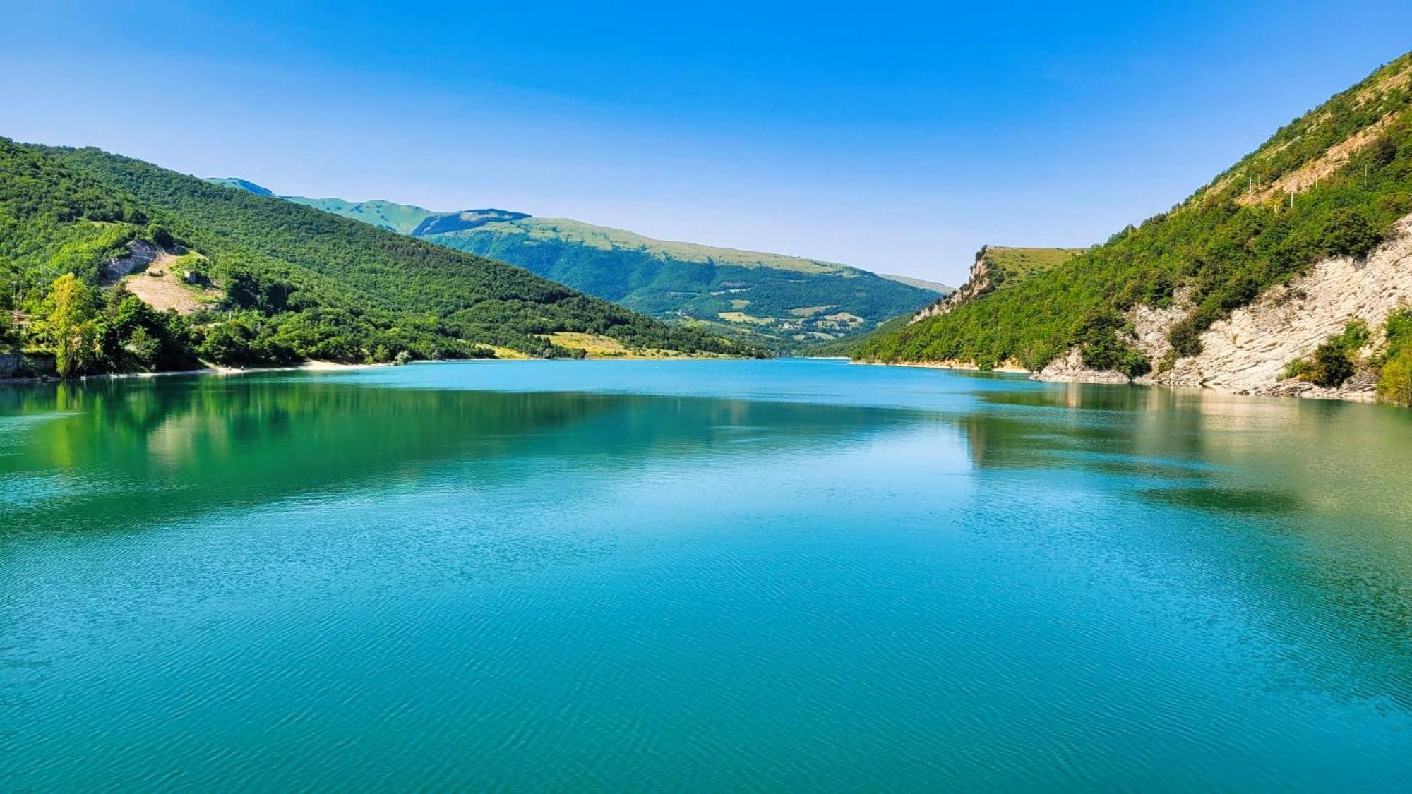 Agriturismo Al Respiro Nel Bosco Camporotondo di Fiastrone Екстер'єр фото