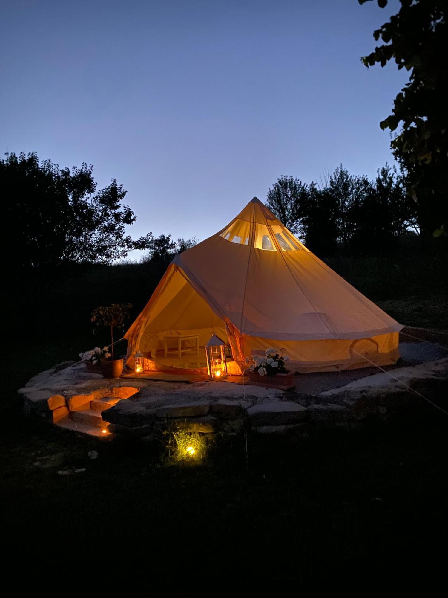 Agriturismo Al Respiro Nel Bosco Camporotondo di Fiastrone Екстер'єр фото
